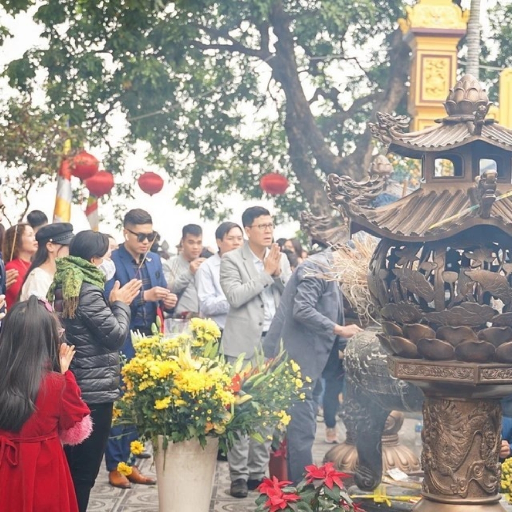 Cán Bộ, Công Chức Có Được Đi Lễ Hội Trong Giờ Hành Chính Hay Không?